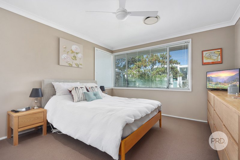 Photo - 11 Whitegates Avenue, Peakhurst Heights NSW 2210 - Image 6