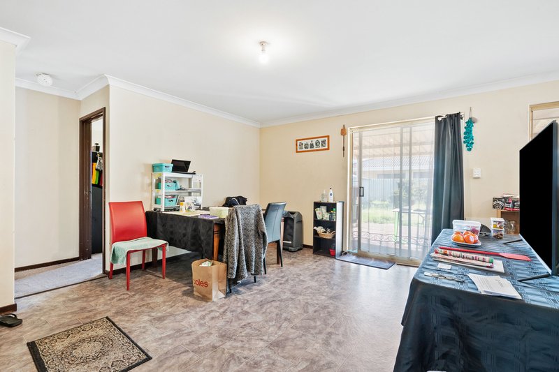 Photo - 11 Whitehaven Crescent, Balga WA 6061 - Image 21