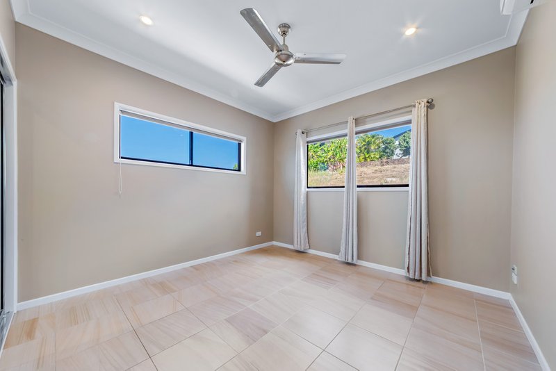 Photo - 11 Whitehaven Crescent, Cannonvale QLD 4802 - Image 20