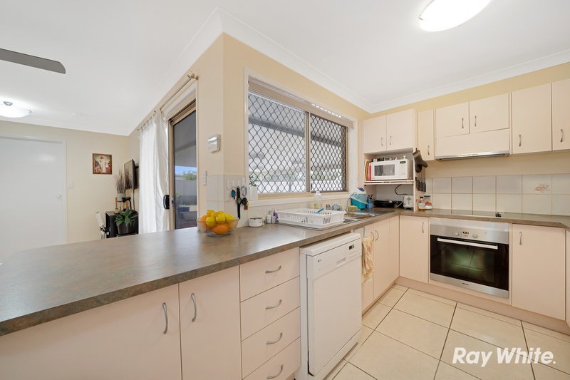 Photo - 11 Wilkinson Drive, Crestmead QLD 4132 - Image 8