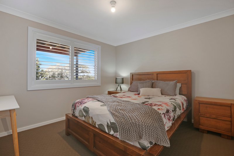 Photo - 11 Willandra Place, Koonawarra NSW 2530 - Image 9