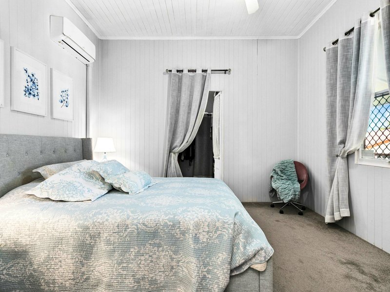 Photo - 11 William Street, Maryborough QLD 4650 - Image 9