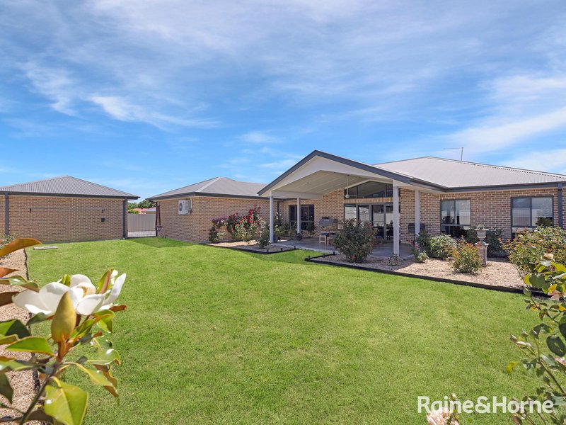 Photo - 11 Willott Close, Eglinton NSW 2795 - Image 1
