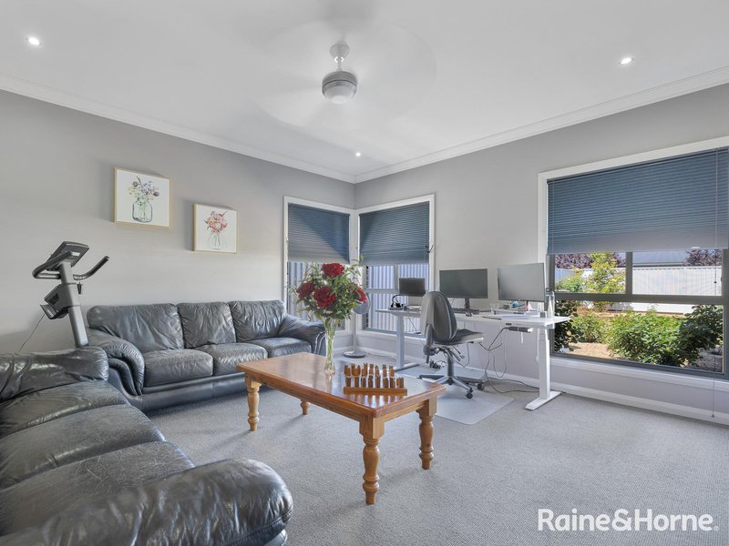 Photo - 11 Willott Close, Eglinton NSW 2795 - Image 14