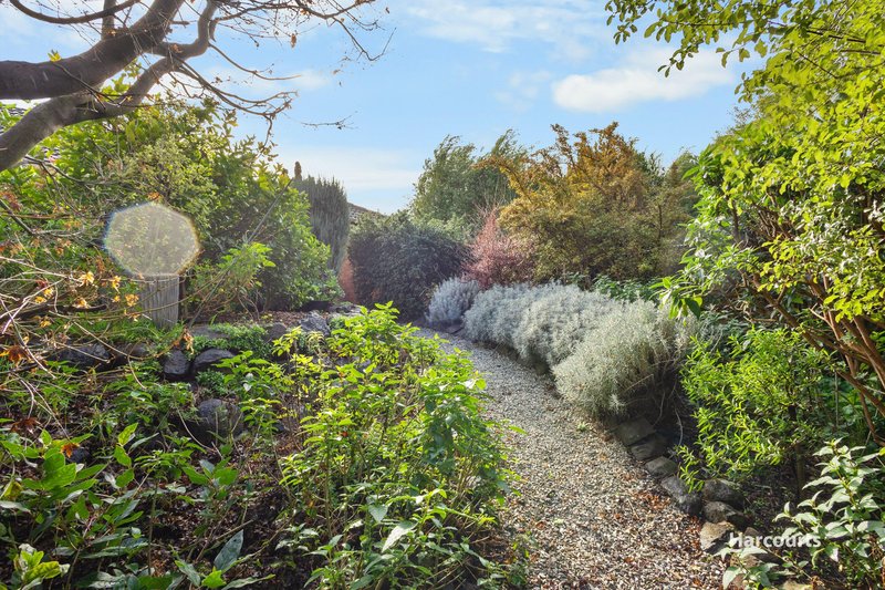 Photo - 11 Willowbend Road, Kingston TAS 7050 - Image 3