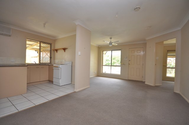 Photo - 11 Windemere Ave , Narangba QLD 4504 - Image 4