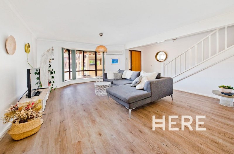 Photo - 11 Windich Place, Leederville WA 6007 - Image 7