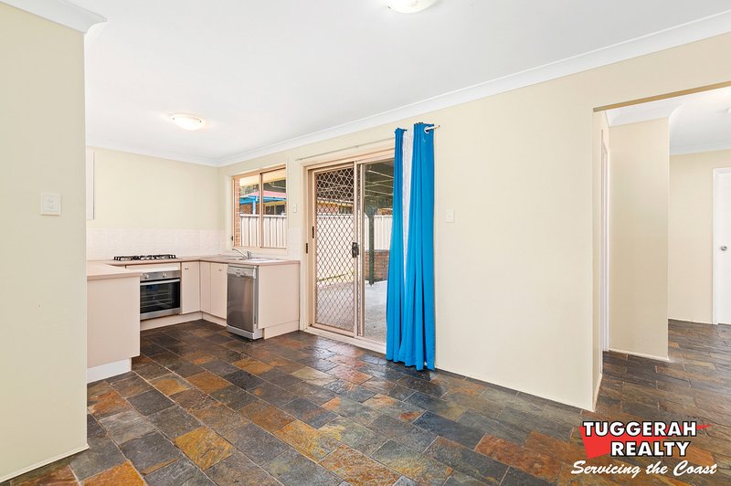 Photo - 11 Windsong Place, Tuggerah NSW 2259 - Image 4