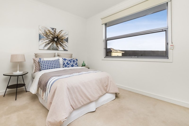 Photo - 11 Windy Hill Drive, Mulgrave VIC 3170 - Image 6