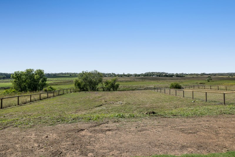 Photo - 1/1 Wingspan Street, Meringandan West QLD 4352 - Image 10
