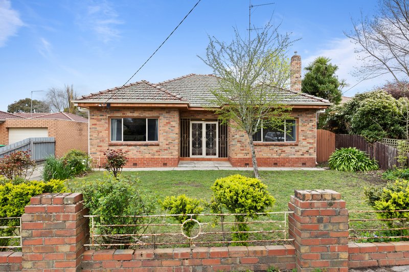 Photo - 11 Winter Street, Redan VIC 3350 - Image 1