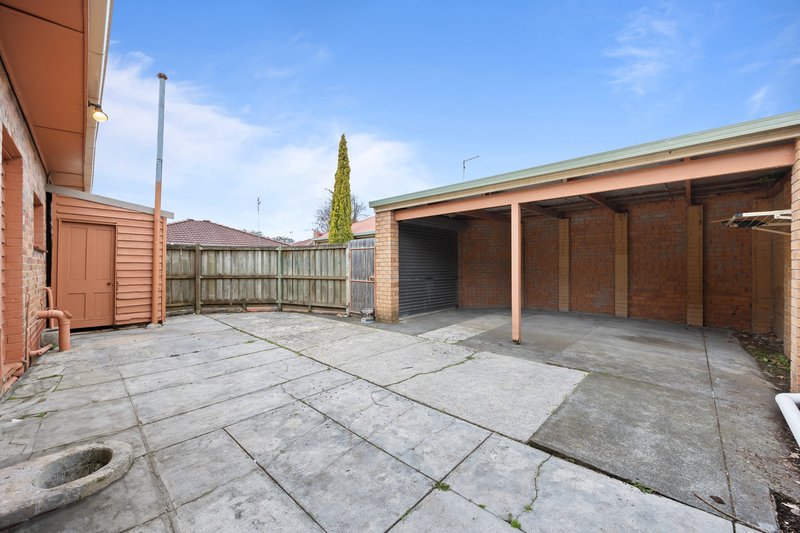 Photo - 11 Winter Street, Redan VIC 3350 - Image 12