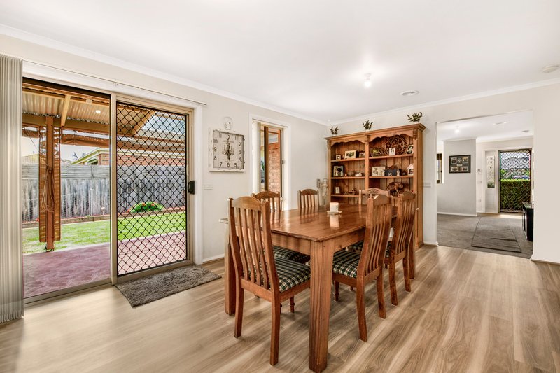 Photo - 11 Wisteria Court, Pakenham VIC 3810 - Image 5