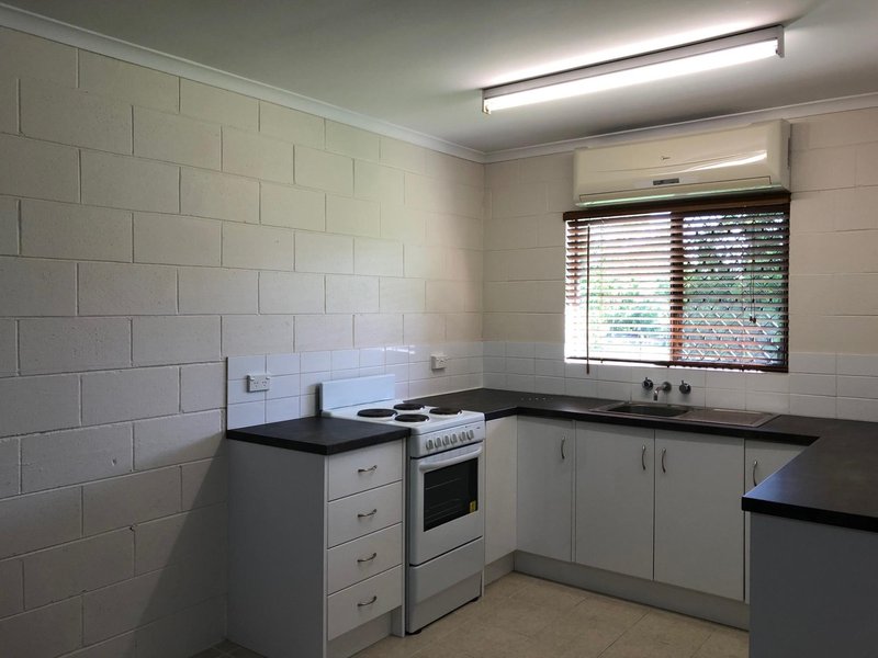 Photo - 11 Withers Street, Kawana QLD 4701 - Image 2