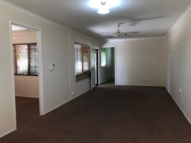 Photo - 11 Withers Street, Kawana QLD 4701 - Image 3