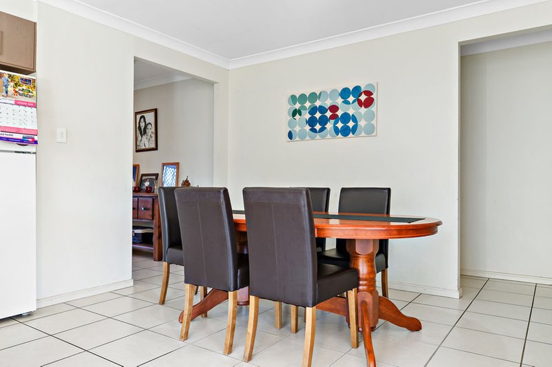 Photo - 11 Wollemi Court, Morayfield QLD 4506 - Image 3