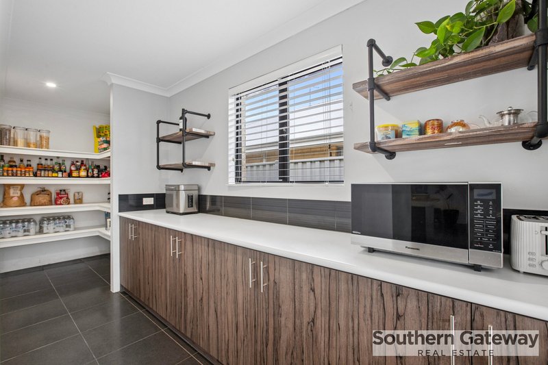 Photo - 11 Wonnich Street, Byford WA 6122 - Image 8