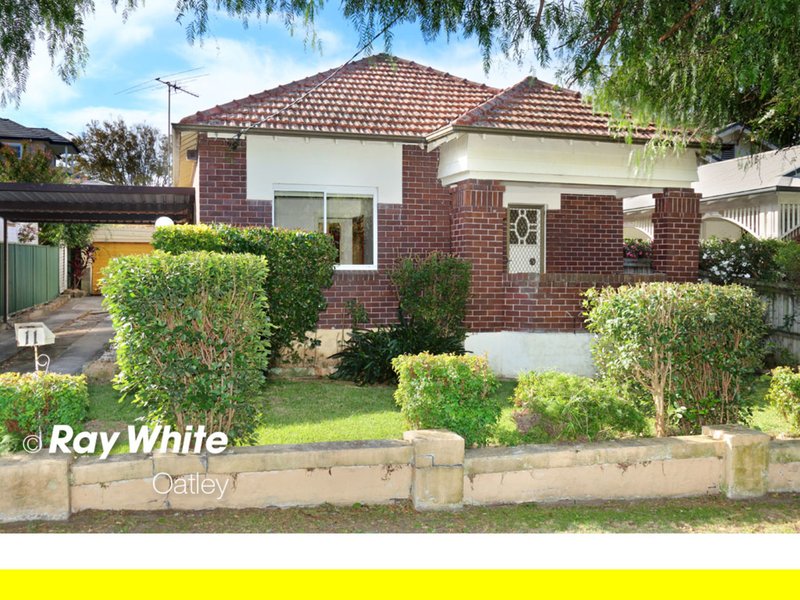 11 Wonoona Parade (West) , Oatley NSW 2223