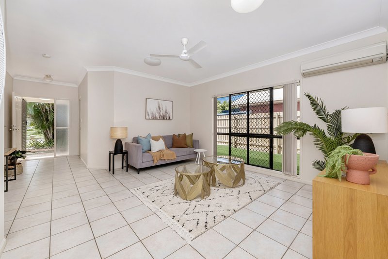 Photo - 11 Woodlake Avenue, Kirwan QLD 4817 - Image 4