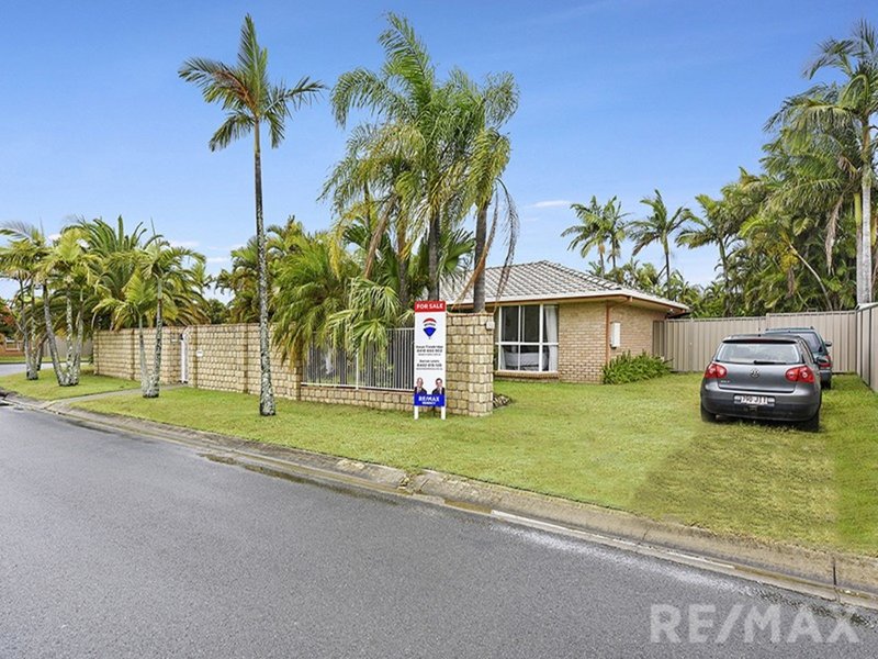 Photo - 11 Woodstone Ct , Varsity Lakes QLD 4227 - Image 15