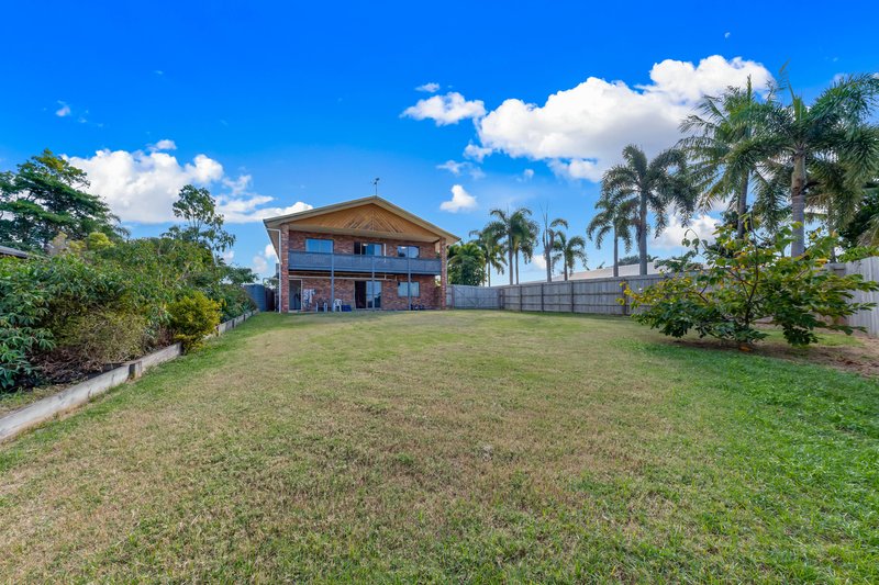 Photo - 11 Woomerah Street, Cannonvale QLD 4802 - Image 2