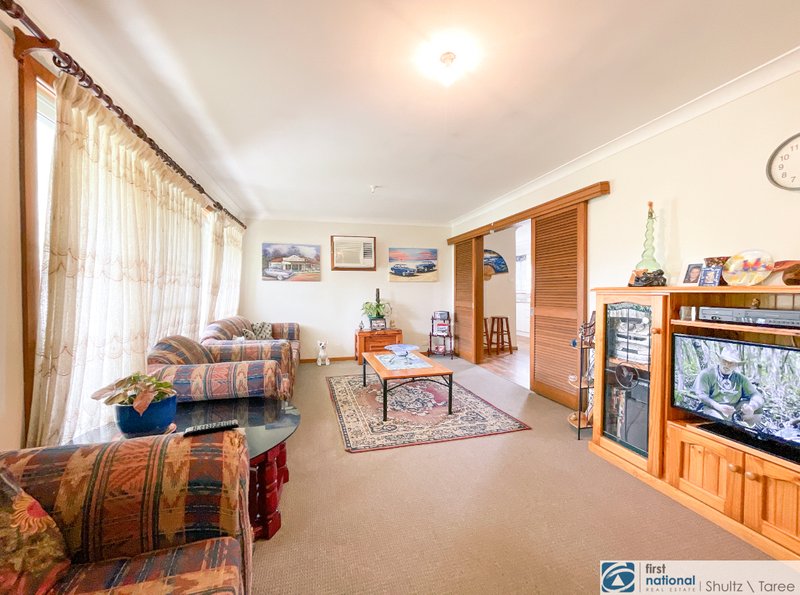 Photo - 11 Wootton Crescent, Taree NSW 2430 - Image 3