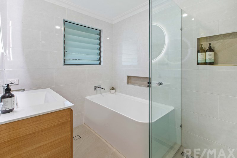 Photo - 11 Wunulla Street, Mount Gravatt East QLD 4122 - Image 10