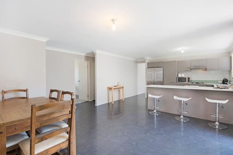 Photo - 11 Wyndham St , Greta NSW 2334 - Image 3