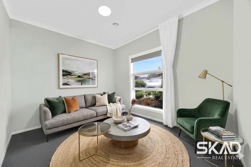 Photo - 11 Xenon Road, Kalkallo VIC 3064 - Image 3