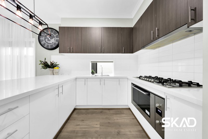 Photo - 11 Xenon Road, Kalkallo VIC 3064 - Image 7