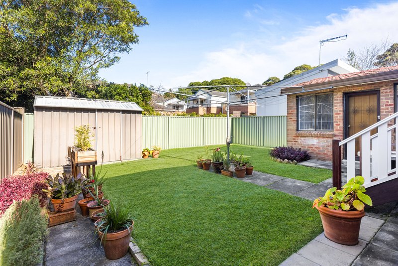 Photo - 11 Yabsley Avenue, Marrickville NSW 2204 - Image 2