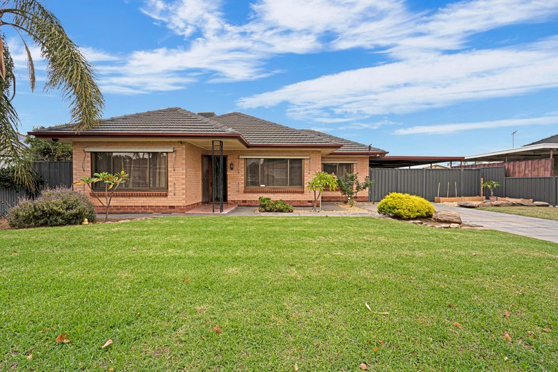 11 Yalpara Avenue, Seaton SA 5023