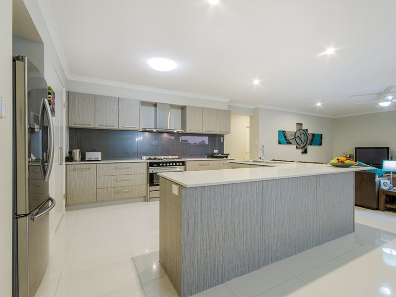 Photo - 11 Yarrayne Valley Drive, Upper Coomera QLD 4209 - Image 2