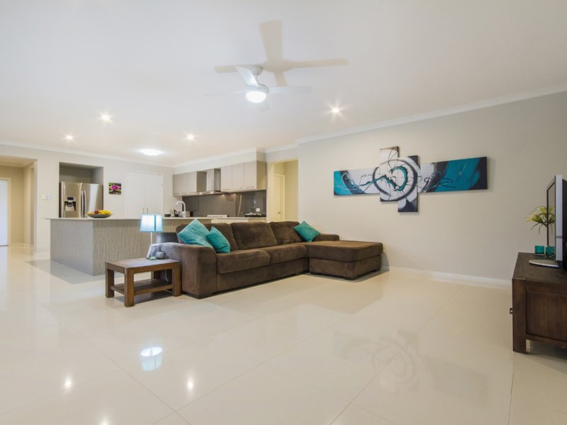 Photo - 11 Yarrayne Valley Drive, Upper Coomera QLD 4209 - Image 3