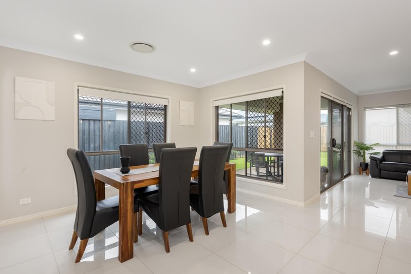 Photo - 11 Yatala Street, Pimpama QLD 4209 - Image 7