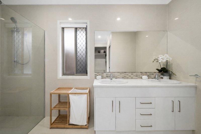 Photo - 11 Yatala Street, Pimpama QLD 4209 - Image 14