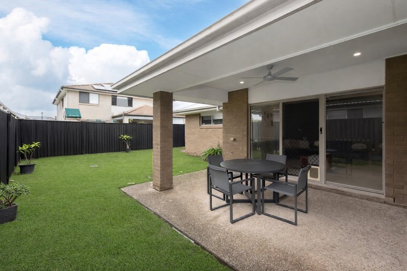 Photo - 11 Yatala Street, Pimpama QLD 4209 - Image 16