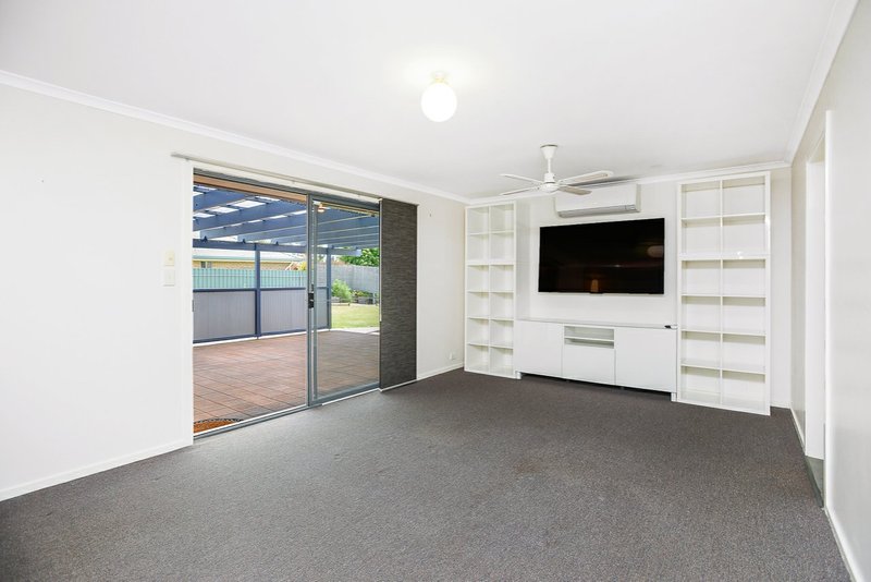 Photo - 11 Yates Avenue, Hayborough SA 5211 - Image 7