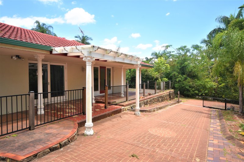 Photo - 11 Young Road, Narangba QLD 4504 - Image 6