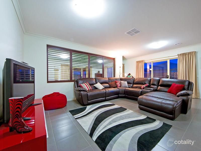 Photo - 11 Zelkova Court, Tarneit VIC 3029 - Image 4