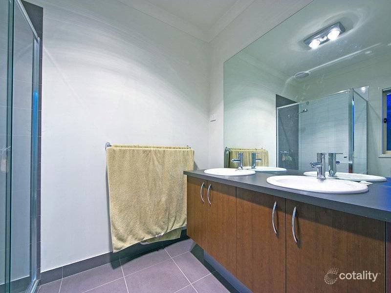 Photo - 11 Zelkova Court, Tarneit VIC 3029 - Image 7
