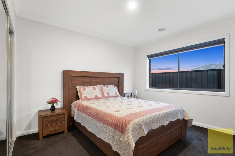 Photo - 11 Zion Ave , Tarneit VIC 3029 - Image 3