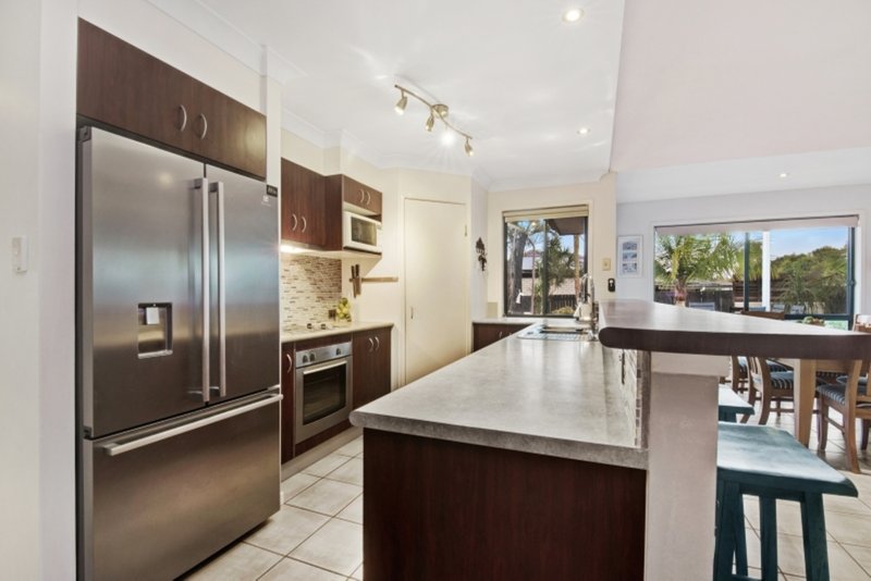 Photo - 11 Zoe Place, Deception Bay QLD 4508 - Image 3