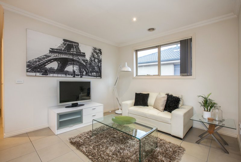 Photo - 1/10-12 George Street, Reservoir VIC 3073 - Image 4