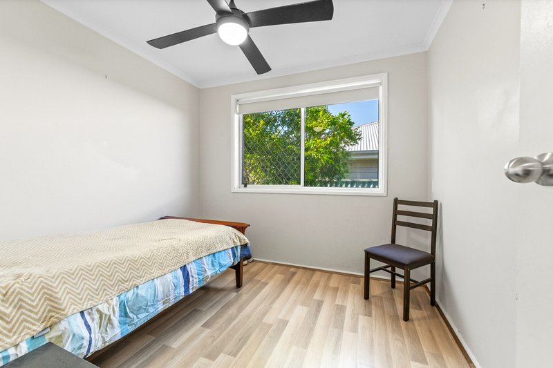 Photo - 1/10-12 Kalulah Avenue, Gorokan NSW 2263 - Image 5