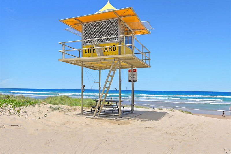 Photo - 1/10-12 Redondo Avenue, Miami QLD 4220 - Image 13