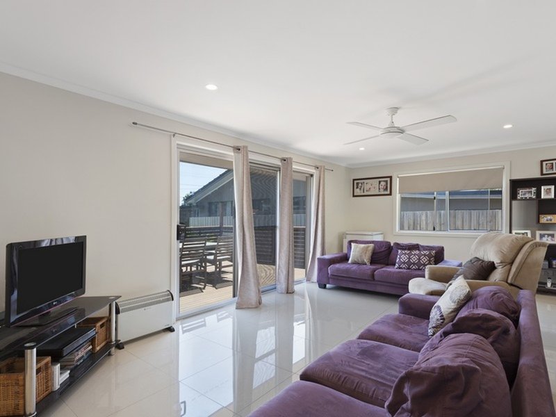 Photo - 110 Acanthus Avenue, Burleigh Heads QLD 4220 - Image 4