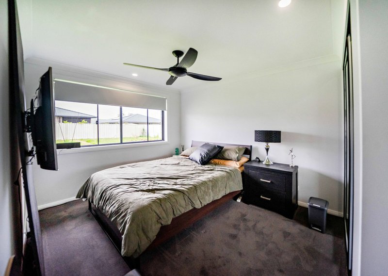 Photo - 110 Albatross Way, Old Bar NSW 2430 - Image 18