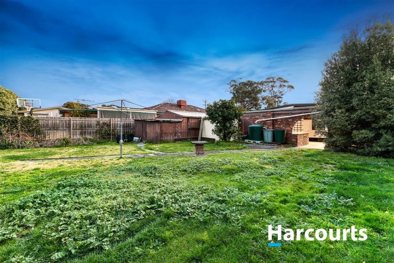 Photo - 110 Allister Avenue, Knoxfield VIC 3180 - Image 8