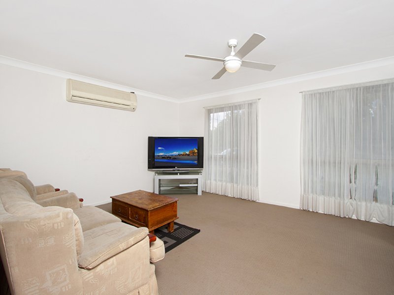 Photo - 110 Atlantic Drive, Loganholme QLD 4129 - Image 5